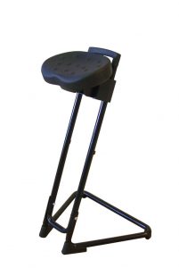 Cantilever type wheelchair (600 to 840 mm black)